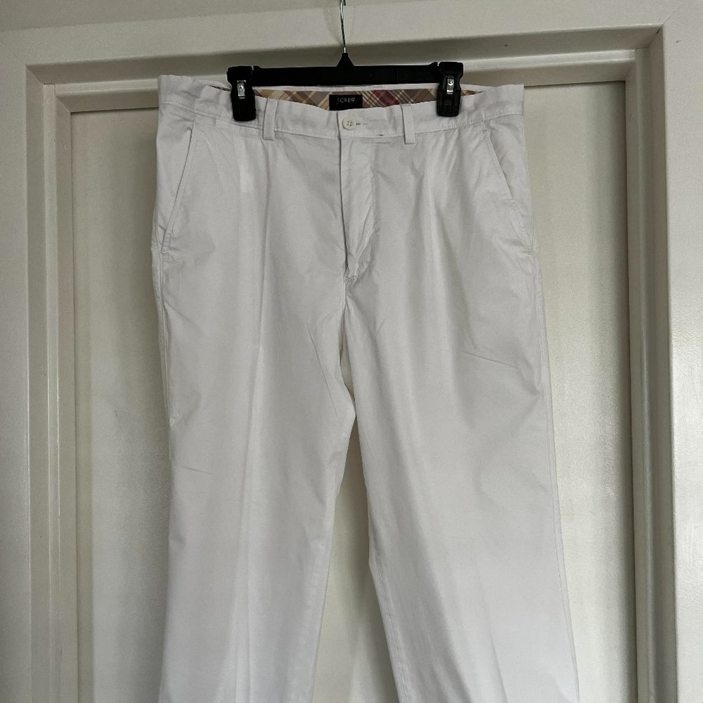 J Crew Men’s Essential White Chinos 36W 30L